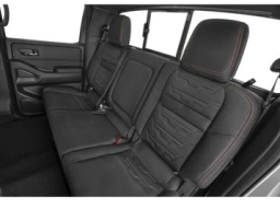 Nissan Frontier PRO-4X Crew Cab 4x4 2026