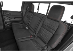 Nissan Frontier PRO-4X Crew Cab 4x4 2026