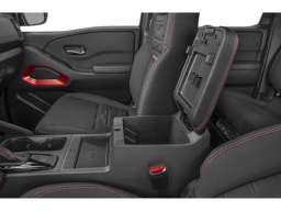 Nissan Frontier PRO-4X Crew Cab 4x4 2026