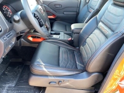 Nissan Frontier PRO-4X Crew Cab 4x4 2026