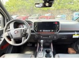 Nissan Frontier PRO-4X Crew Cab 4x4 2026