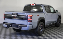 Nissan Frontier PRO-4X Crew Cab 4x4 2025