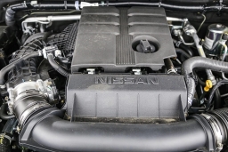 Nissan Frontier PRO-4X Crew Cab 4x4 2025