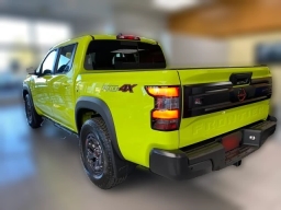 Nissan Frontier PRO-4X Crew Cab 4x4 2026