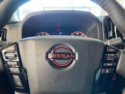 Nissan Frontier PRO-4X Crew Cab 4x4 2026