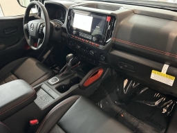 Nissan Frontier PRO-4X w/R Package Crew Cab 4x4 2026