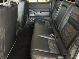 Nissan Frontier PRO-4X w/R Package Crew Cab 4x4 2026