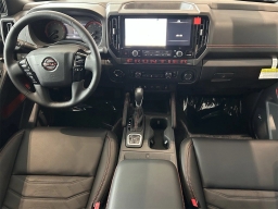 Nissan Frontier PRO-4X w/R Package Crew Cab 4x4 2026