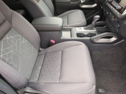 Nissan Frontier SV Crew Cab 4x4 2026