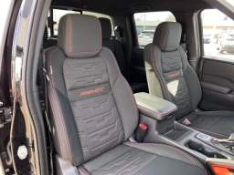 Nissan Frontier PRO-4X Crew Cab 4x4 2026