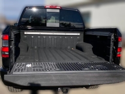 Nissan Frontier PRO-4X Crew Cab 4x4 2026