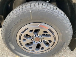 Nissan Frontier PRO-4X Crew Cab 4x4 2026