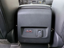 Nissan Frontier PRO-4X Crew Cab 4x4 2025