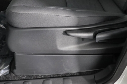 Nissan Frontier S Crew Cab 4x4 2025