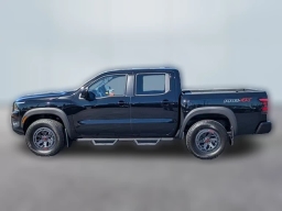 Nissan Frontier PRO-4X Crew Cab 4x4 2026