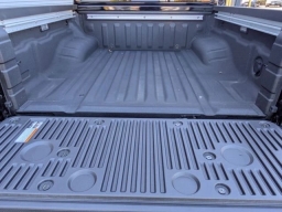 Nissan Frontier PRO-4X Crew Cab 4x4 2026