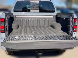 Nissan Frontier SV Crew Cab 4x4 2026
