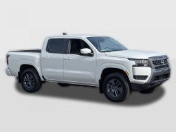Nissan Frontier SV Crew Cab 4x4 2026