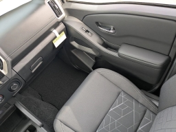 Nissan Frontier SV Crew Cab 4x4 2026