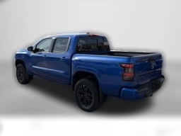 Nissan Frontier SV Crew Cab 4x4 2026