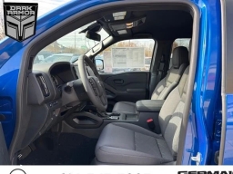 Nissan Frontier SV Crew Cab 4x4 2026