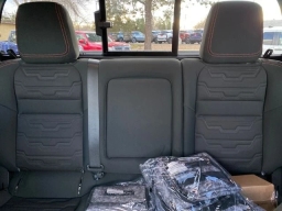 Nissan Frontier PRO-4X Crew Cab 4x4 2026