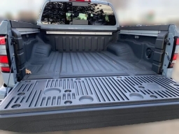 Nissan Frontier PRO-4X Crew Cab 4x4 2026