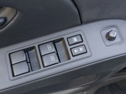 Nissan Frontier SV Crew Cab 4x4 2026