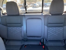 Nissan Frontier SV Crew Cab 4x4 2026