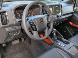 Nissan Frontier PRO-4X Crew Cab 4x4 Long Bed 2026