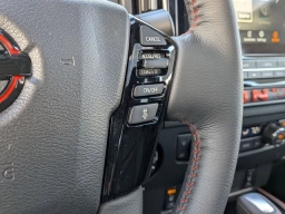 Nissan Frontier PRO-4X Crew Cab 4x4 Long Bed 2026