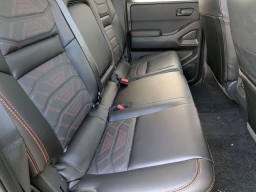Nissan Frontier PRO-4X Crew Cab 4x4 Long Bed 2026