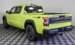 Nissan Frontier PRO-4X Crew Cab 4x4 Long Bed 2026