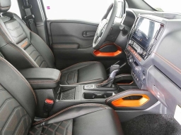 Nissan Frontier PRO-4X Crew Cab 4x4 Long Bed 2026