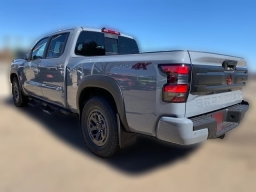 Nissan Frontier PRO-4X Crew Cab 4x4 Long Bed 2026