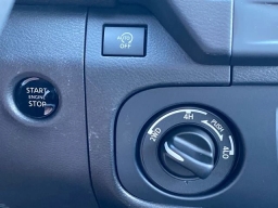 Nissan Frontier PRO-4X Crew Cab 4x4 Long Bed 2026