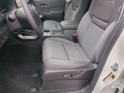 Nissan Frontier SV Crew Cab 4x4 Long Bed 2026