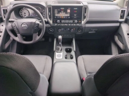 Nissan Frontier SV Crew Cab 4x4 Long Bed 2026