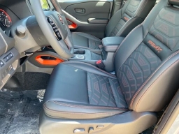 Nissan Frontier PRO-4X Crew Cab 4x4 Long Bed 2026