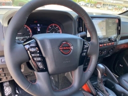 Nissan Frontier PRO-4X Crew Cab 4x4 Long Bed 2026