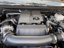 Nissan Frontier PRO-4X Crew Cab 4x4 Long Bed 2026
