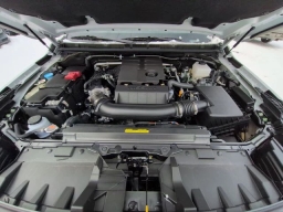 Nissan Frontier PRO-4X Crew Cab 4x4 Long Bed 2026