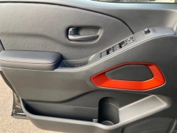 Nissan Frontier PRO-4X Crew Cab 4x4 Long Bed 2026