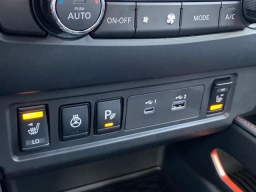 Nissan Frontier PRO-4X Crew Cab 4x4 Long Bed 2026