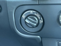 Nissan Frontier SV Crew Cab 4x4 Long Bed 2026