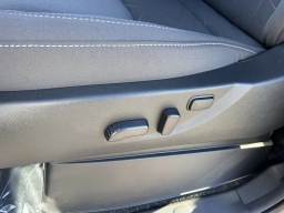 Nissan Frontier SV Crew Cab 4x4 Long Bed 2026