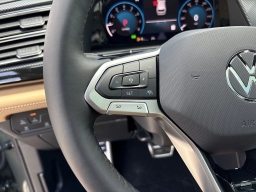 Volkswagen Atlas Cross Sport 2.0T SEL R-Line Black 4MOTION 2026