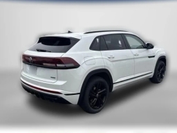 Volkswagen Atlas Cross Sport 2.0T SEL R-Line Black 4MOTION 2026