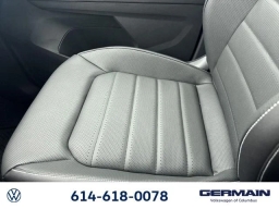 Volkswagen Atlas Cross Sport 2.0T SEL R-Line Black 4MOTION 2026