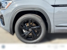 Volkswagen Atlas Cross Sport 2.0T SEL R-Line Black 4MOTION 2026